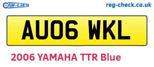 AU06WKL are the vehicle registration plates.