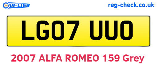 LG07UUO are the vehicle registration plates.