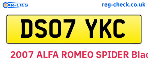 DS07YKC are the vehicle registration plates.