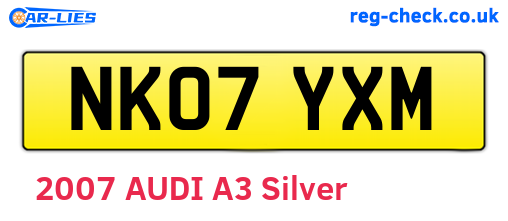 NK07YXM are the vehicle registration plates.