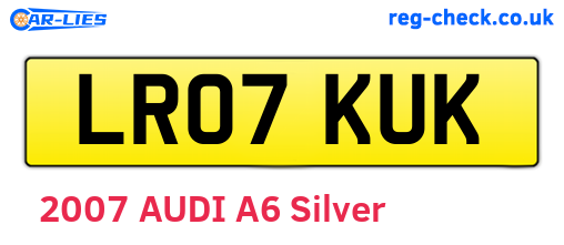 LR07KUK are the vehicle registration plates.