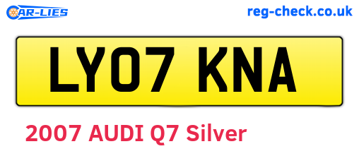 LY07KNA are the vehicle registration plates.