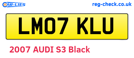 LM07KLU are the vehicle registration plates.