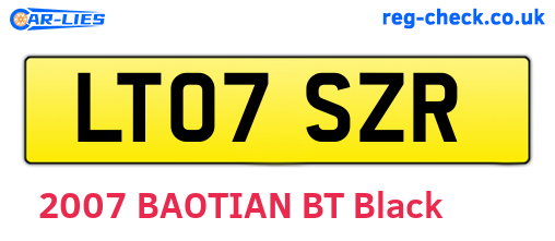 LT07SZR are the vehicle registration plates.