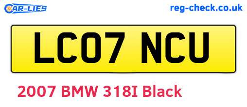 LC07NCU are the vehicle registration plates.