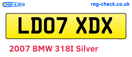 LD07XDX are the vehicle registration plates.