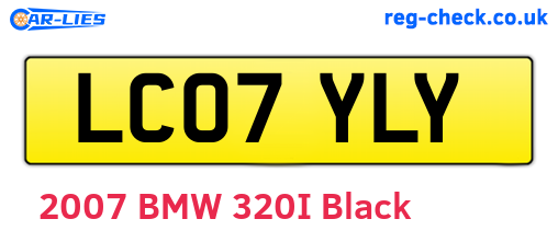 LC07YLY are the vehicle registration plates.