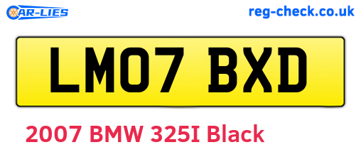 LM07BXD are the vehicle registration plates.