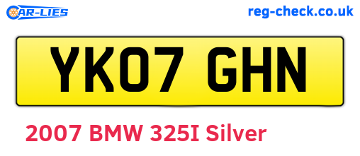 YK07GHN are the vehicle registration plates.