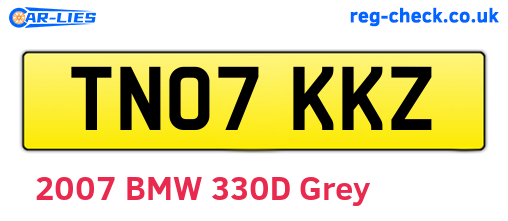 TN07KKZ are the vehicle registration plates.