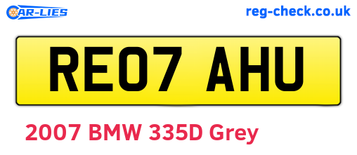 RE07AHU are the vehicle registration plates.