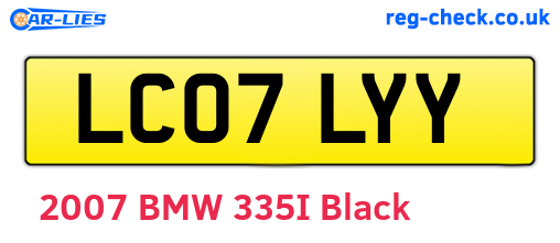 LC07LYY are the vehicle registration plates.