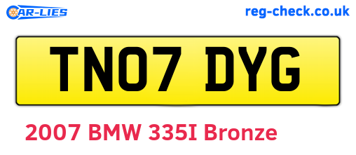 TN07DYG are the vehicle registration plates.
