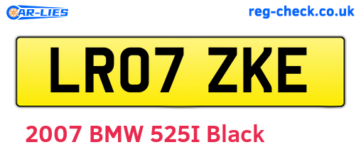 LR07ZKE are the vehicle registration plates.