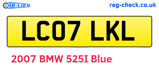 LC07LKL are the vehicle registration plates.