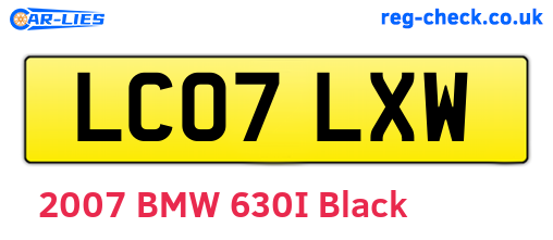 LC07LXW are the vehicle registration plates.