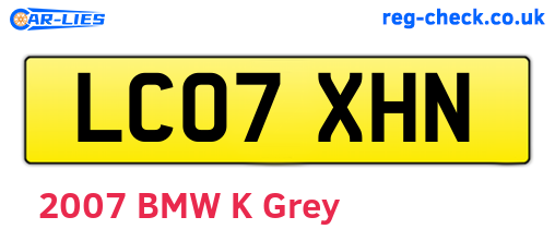 LC07XHN are the vehicle registration plates.