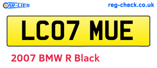 LC07MUE are the vehicle registration plates.