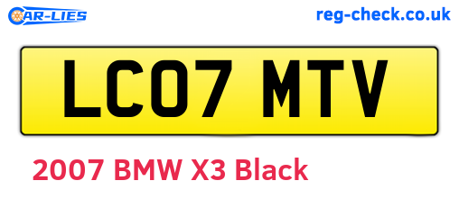 LC07MTV are the vehicle registration plates.