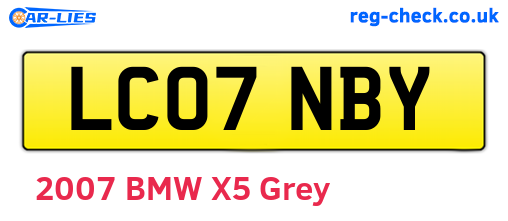 LC07NBY are the vehicle registration plates.