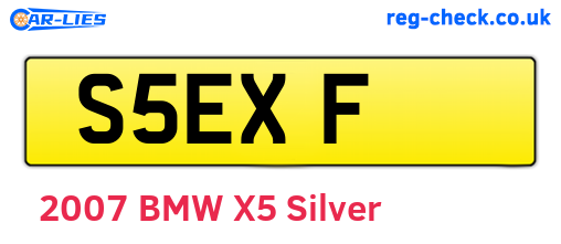 S5EXF are the vehicle registration plates.