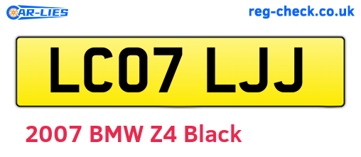 LC07LJJ are the vehicle registration plates.