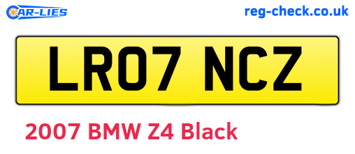 LR07NCZ are the vehicle registration plates.