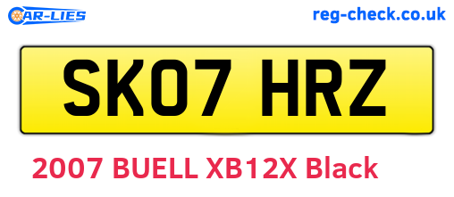 SK07HRZ are the vehicle registration plates.