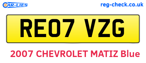 RE07VZG are the vehicle registration plates.