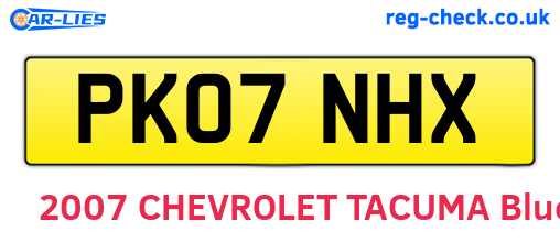 PK07NHX are the vehicle registration plates.