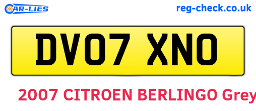 DV07XNO are the vehicle registration plates.