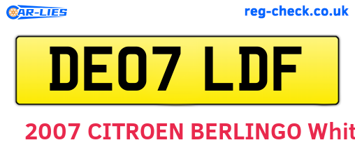 DE07LDF are the vehicle registration plates.