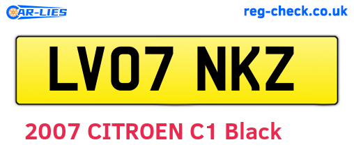 LV07NKZ are the vehicle registration plates.