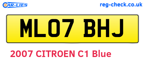 ML07BHJ are the vehicle registration plates.