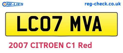 LC07MVA are the vehicle registration plates.