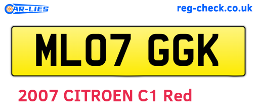 ML07GGK are the vehicle registration plates.