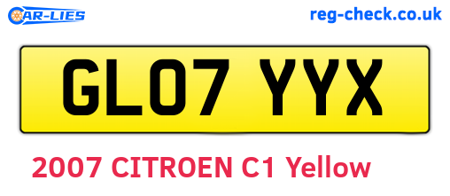 GL07YYX are the vehicle registration plates.