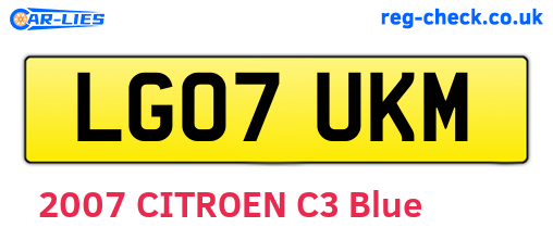 LG07UKM are the vehicle registration plates.
