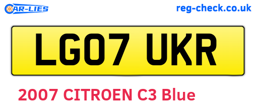 LG07UKR are the vehicle registration plates.