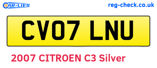 CV07LNU are the vehicle registration plates.