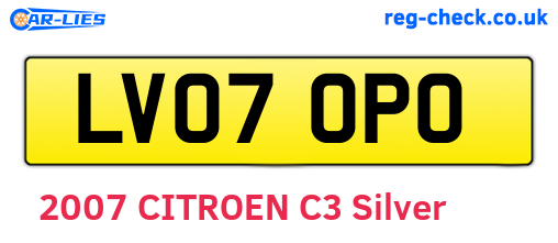 LV07OPO are the vehicle registration plates.