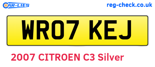 WR07KEJ are the vehicle registration plates.