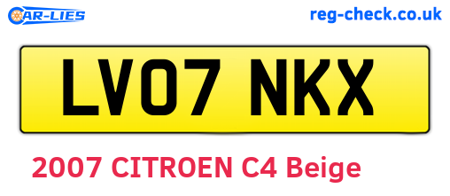 LV07NKX are the vehicle registration plates.