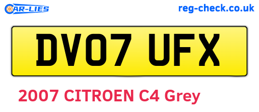 DV07UFX are the vehicle registration plates.