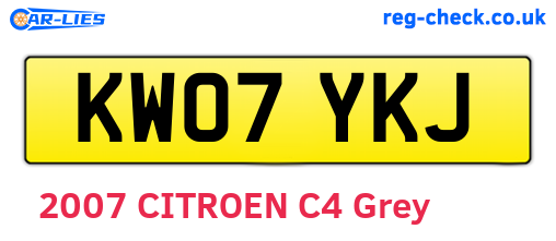 KW07YKJ are the vehicle registration plates.