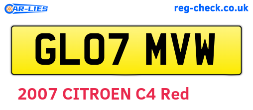 GL07MVW are the vehicle registration plates.
