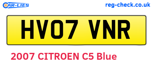 HV07VNR are the vehicle registration plates.