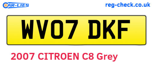 WV07DKF are the vehicle registration plates.