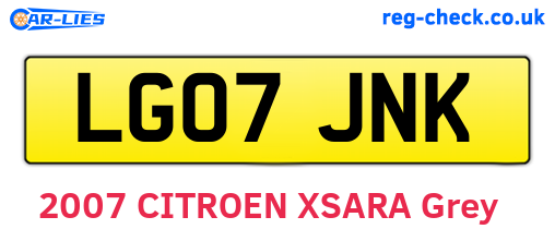 LG07JNK are the vehicle registration plates.