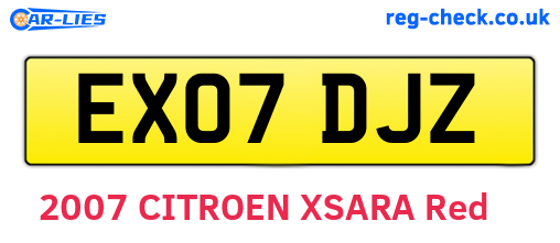 EX07DJZ are the vehicle registration plates.
